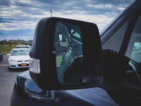 Used 2019 RAM 1500 Big Horn AWD/4WD image 7