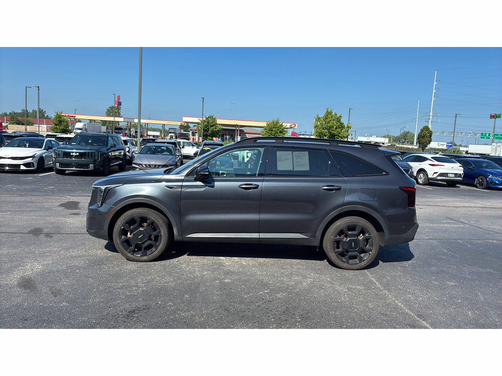 Used 2024 Kia Sorento SX Prestige w/ Sage Leather Package AWD/4WD image 4