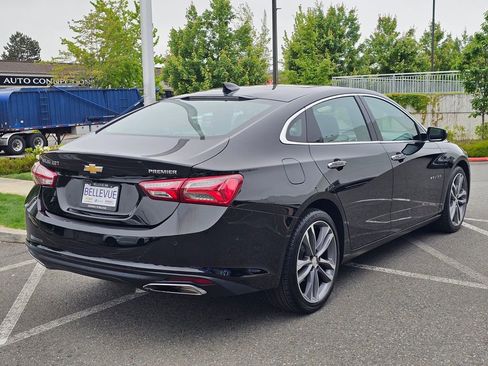 Used 2022 Chevrolet Malibu Premier FWD image 5