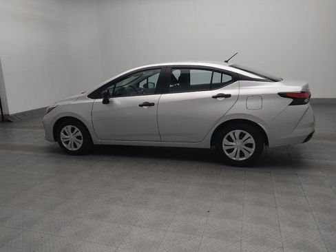 Used 2025 Nissan Versa S FWD image 3