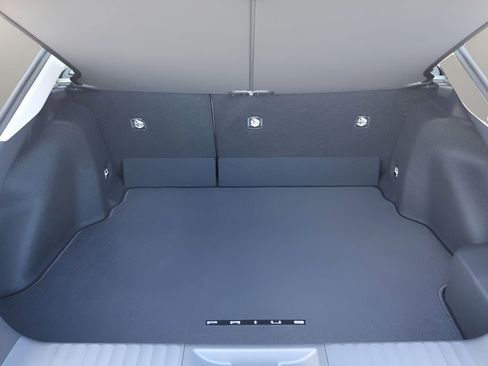 New 2026 Toyota Prius LE image 16