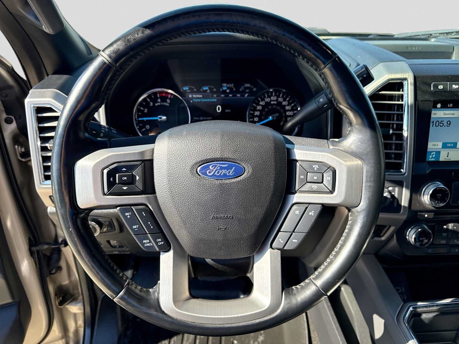 Used 2017 Ford F350 Platinum w/ Platinum Ultimate Package AWD/4WD image 22