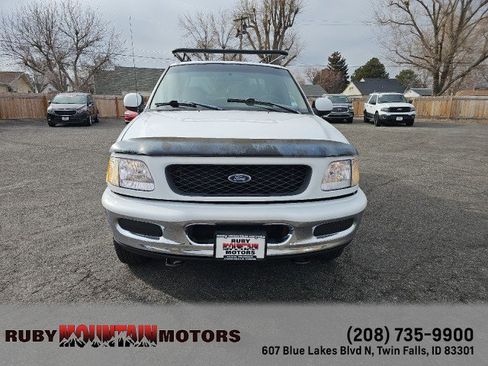 Used 1998 Ford F150 XLT image 2