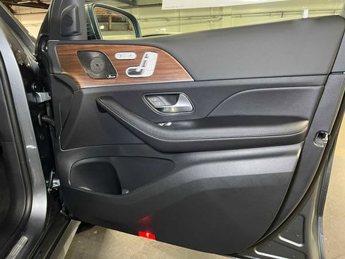 New 2025 Mercedes-Benz GLE 350 4MATIC image 11