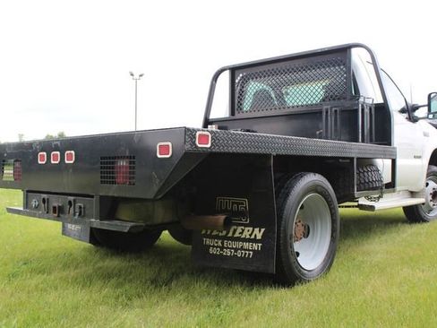 Used 2001 Ford F550 2WD Regular Cab Super Duty image 6