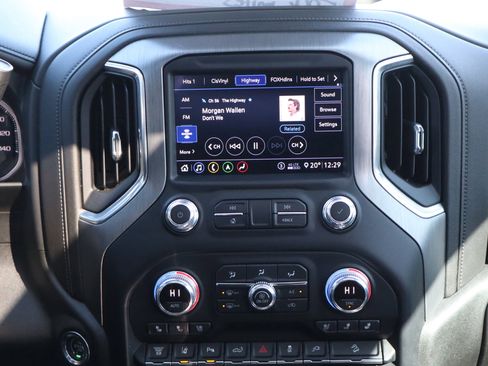 Used 2020 GMC Sierra 3500 Denali w/ Denali Ultimate Package image 11