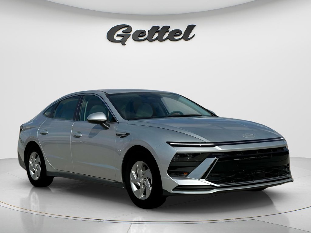 Certified 2025 Hyundai Sonata SE FWD image 11