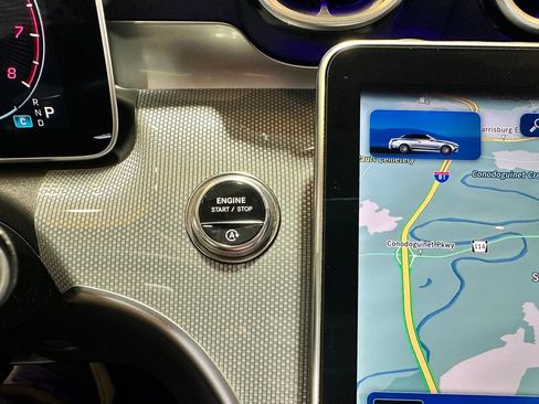 Used 2025 Mercedes-Benz CLE 450 4MATIC Cabriolet image 19