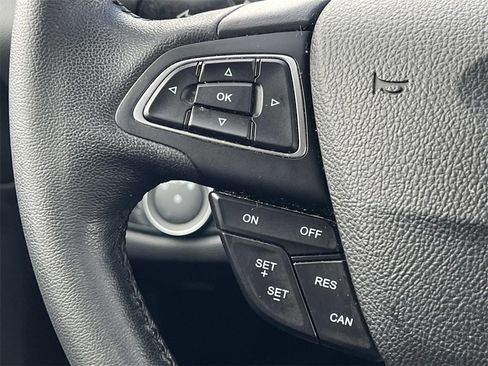 Used 2019 Ford Escape SEL image 22