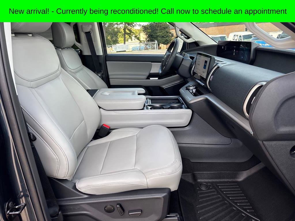 Used 2026 Ford Expedition Max Active AWD/4WD image 13