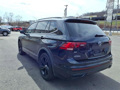Used 2023 Volkswagen Tiguan SE R-Line AWD/4WD image 3