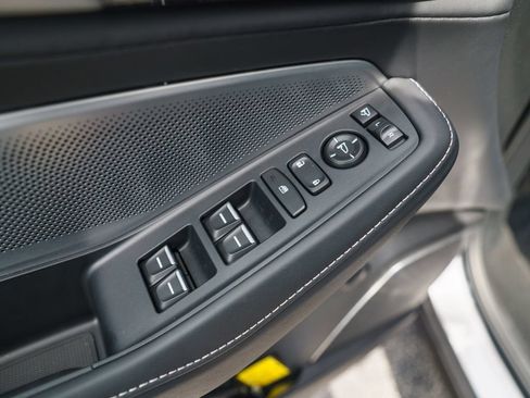 Certified 2026 Acura MDX SH-AWD w/ Technology Package image 24
