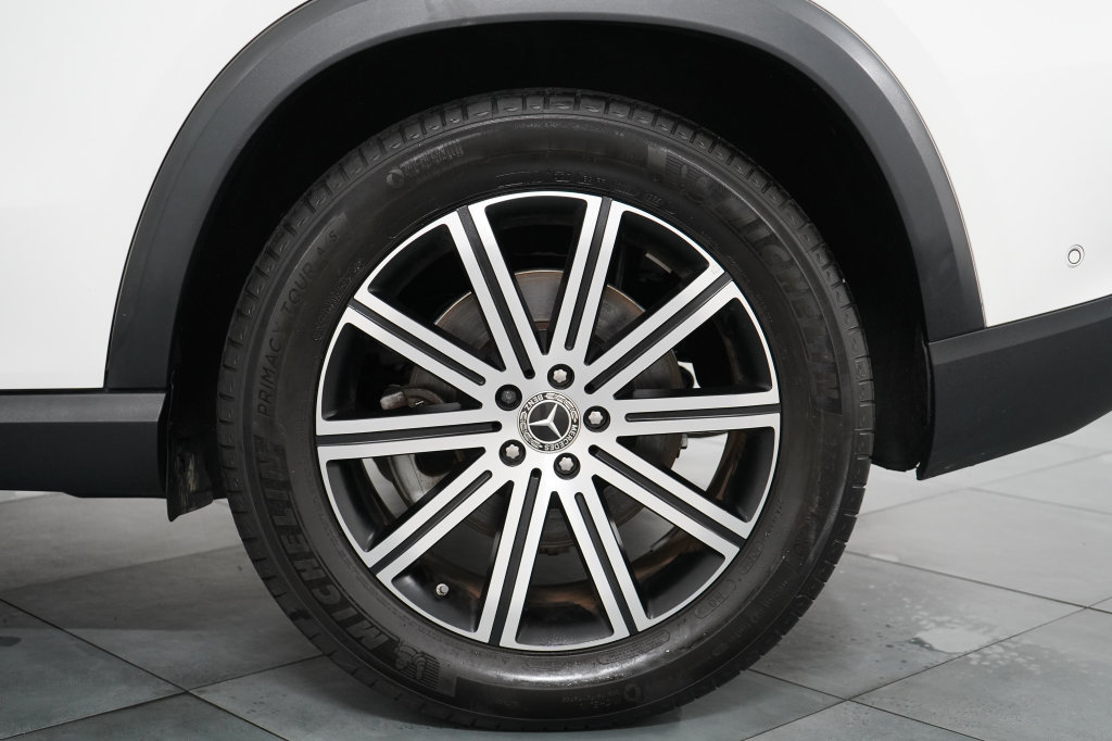 Used 2024 Mercedes-Benz GLE 450 4MATIC image 36