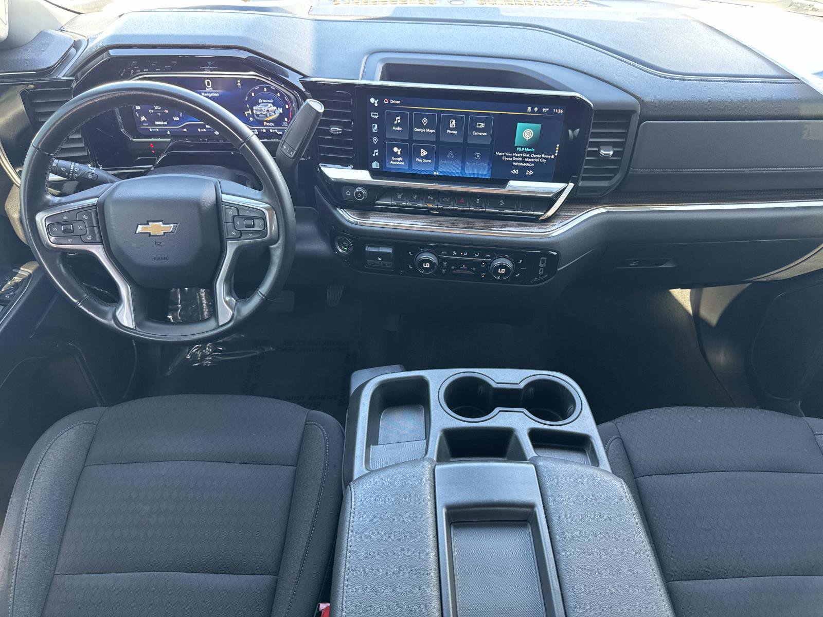 Used 2024 Chevrolet Silverado 2500 LT w/ All Star Edition AWD/4WD image 9