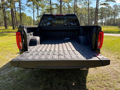 New 2026 GMC Sierra 1500 Denali w/ Denali Reserve Package AWD/4WD image 6