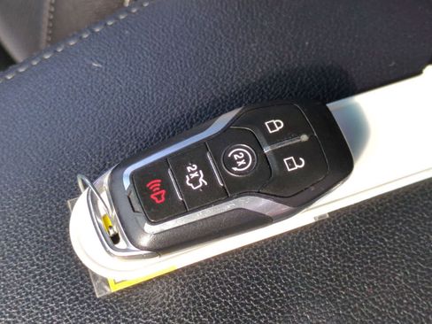 Used 2016 Ford Explorer Limited FWD image 34