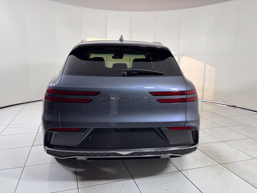 New 2027 Genesis GV70 2.5T Select AWD/4WD image 4