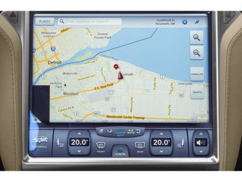 Used 2015 Tesla Model S 70 image 20