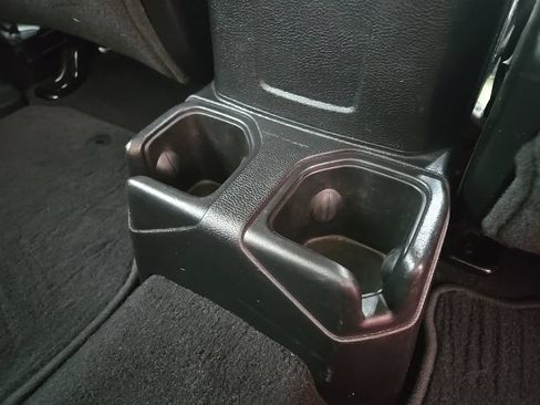 Used 2018 Jeep Wrangler Unlimited Sport S AWD/4WD image 82