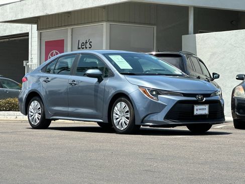 Used 2024 Toyota Corolla LE FWD image 8