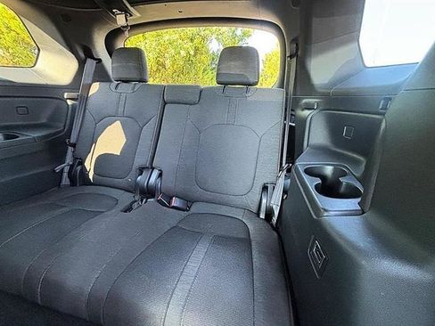 Used 2025 Honda Pilot Sport image 34