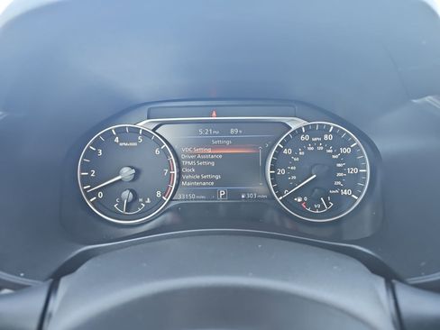 Used 2025 Nissan Altima 2.5 SV FWD image 17