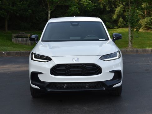 New 2026 Honda HR-V Sport image 2