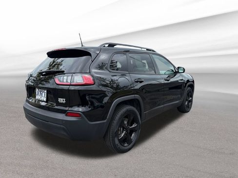 Used 2020 Jeep Cherokee Latitude Plus AWD/4WD image 7