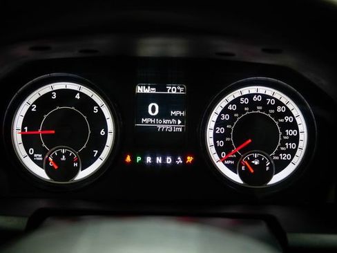 Used 2017 RAM 1500 Express w/ Black Ram 1500 Express Group AWD/4WD image 23