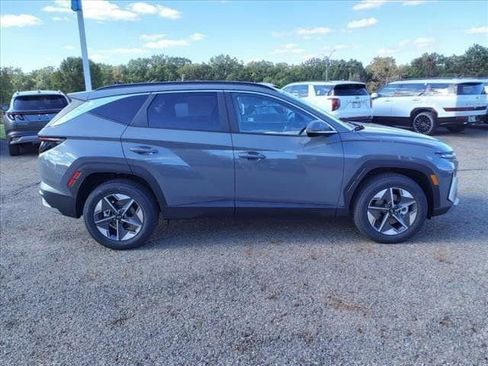 Used 2025 Hyundai Tucson SEL image 3