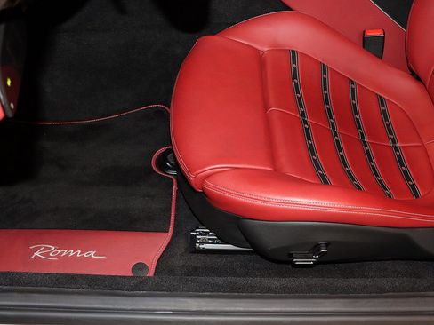 Certified 2021 Ferrari Roma image 76