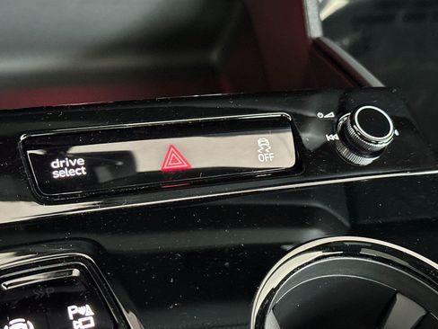 New 2027 Audi Q6 e-tron Premium Plus AWD/4WD image 20