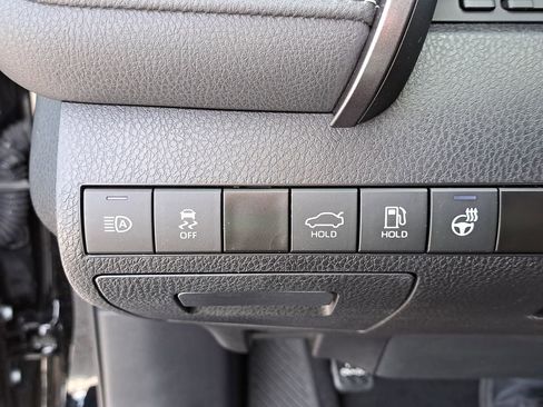 Certified 2023 Toyota Camry SE image 29