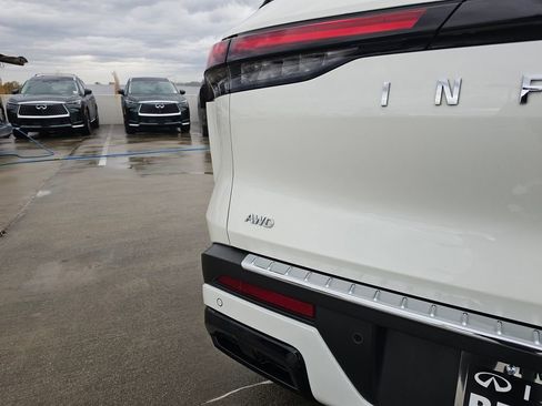 Certified 2023 INFINITI QX60 Luxe w/ Cargo Package image 15