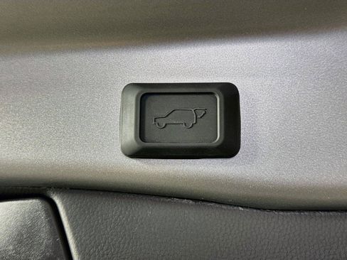 Certified 2025 Toyota RAV4 XLE w/ Convenience Package AWD/4WD image 41