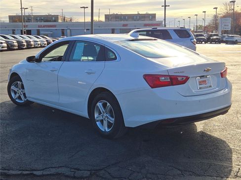 Used 2024 Chevrolet Malibu LT image 16