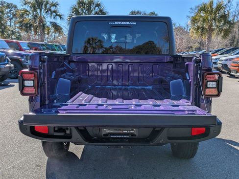 New 2026 Jeep Gladiator Sport image 13