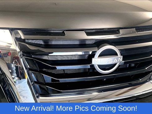 Used 2024 Nissan Pathfinder SL image 30