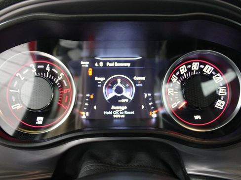 Used 2023 Dodge Challenger R/T image 36