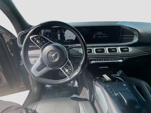 Used 2023 Mercedes-Benz GLE 350 w/ Premium Package image 8