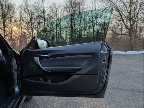 Used 2018 BMW M2 image 10