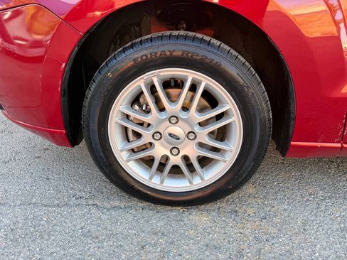 Used 2009 Ford Focus SE FWD image 29