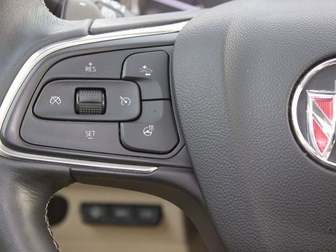 Used 2022 Buick Envision Avenir w/ Safety Package image 24