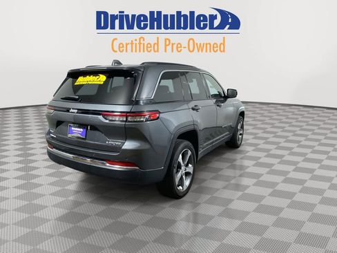 Used 2024 Jeep Grand Cherokee Limited image 2