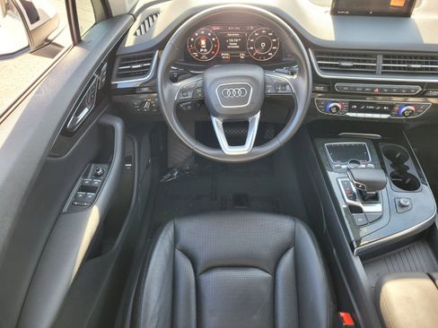 Used 2019 Audi Q7 3.0T Prestige image 12