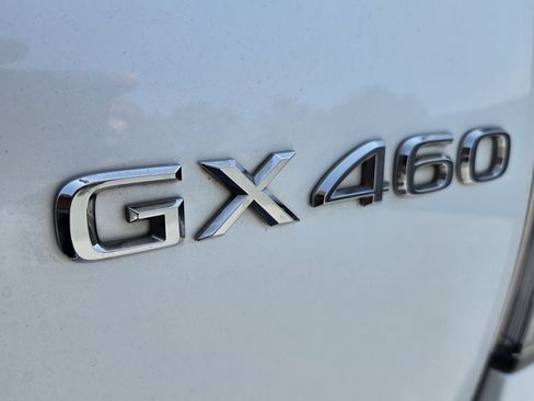 Used 2021 Lexus GX 460 Premium w/ Premium Package AWD/4WD image 9