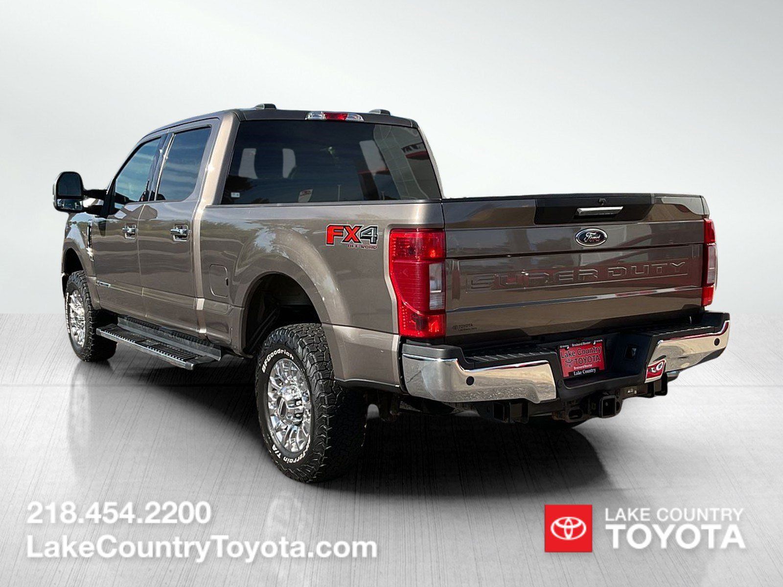 Used 2020 Ford F350 XLT w/ XLT Premium Package AWD/4WD image 3