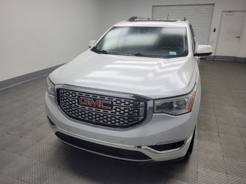 Used 2019 GMC Acadia Denali w/ Technology Package AWD/4WD image 15