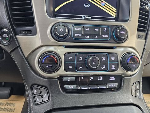Used 2020 GMC Yukon Denali w/ Denali Ultimate Package AWD/4WD image 37