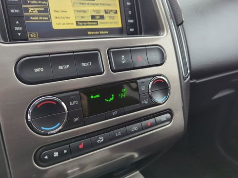 Used 2010 Ford Edge Limited image 15